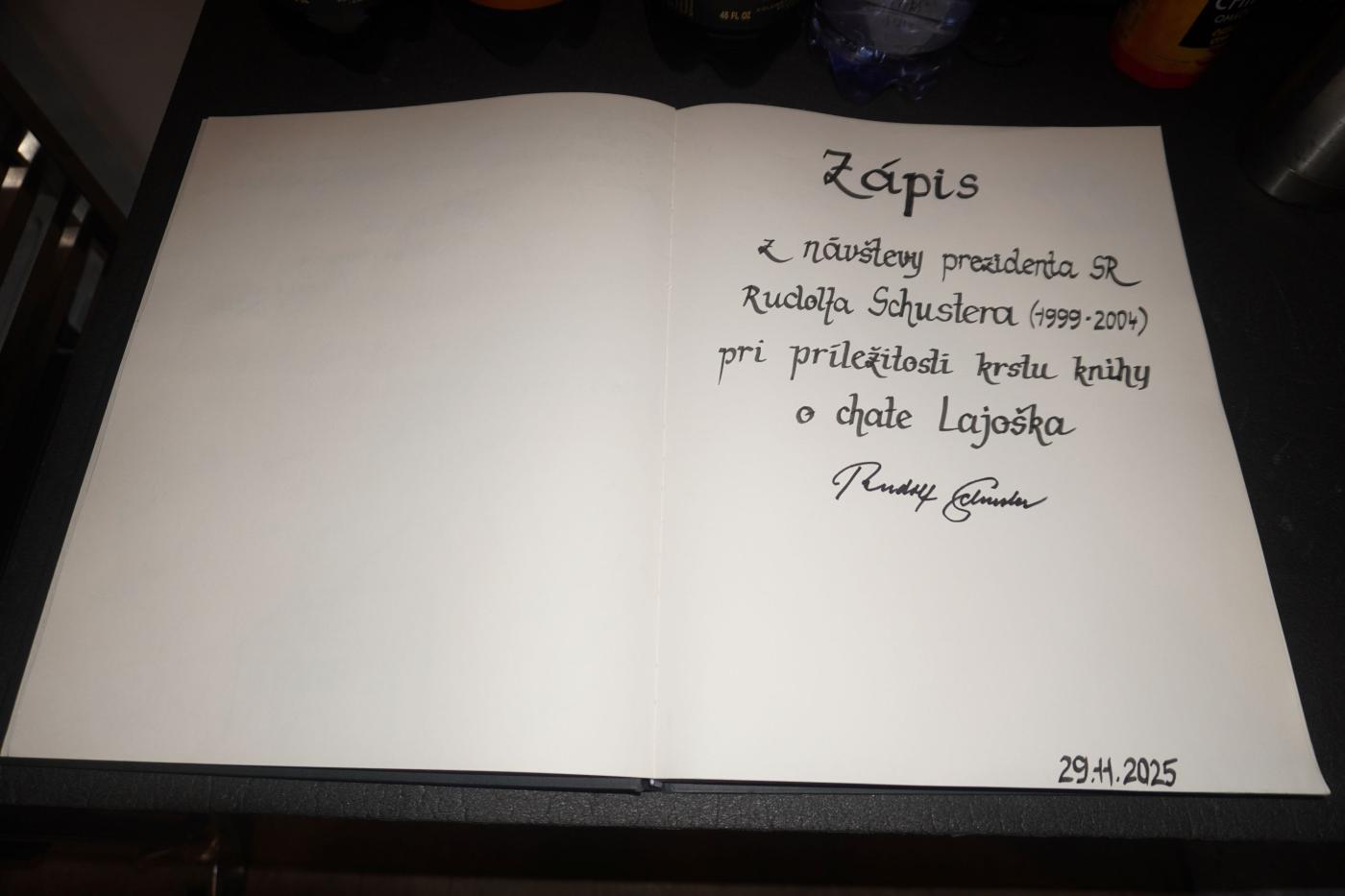 Zápis v kronike chaty Lajoška.