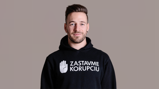 Mikina Zastavme korupciu