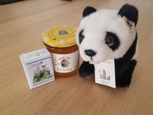 Hand-made darčeky a panda WWF