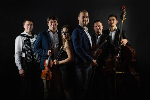 Koncert Alžbety Luptákovej a ĽH Muzikanti