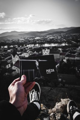 Verím že to víde