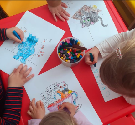 Veľká mačacia lúpež - tvorivý workshop s farbami