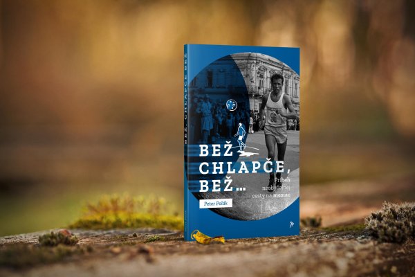 Prvé vydanie knihy Bež chlapče, bež... s venovaním a podpisom Petra Poláka.