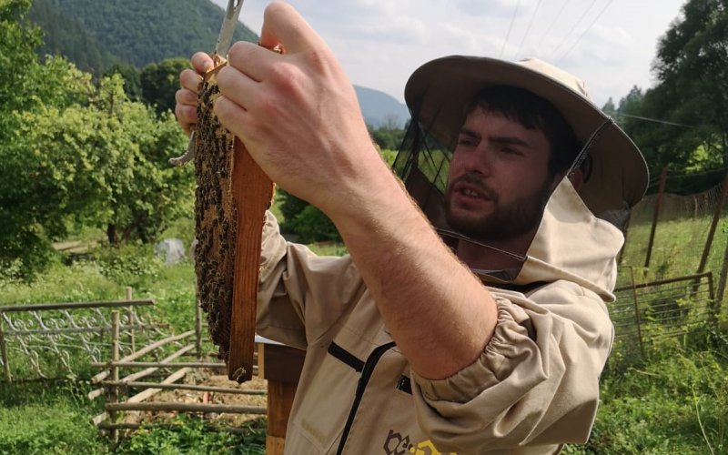 Dokumentárny film: Život s včelami