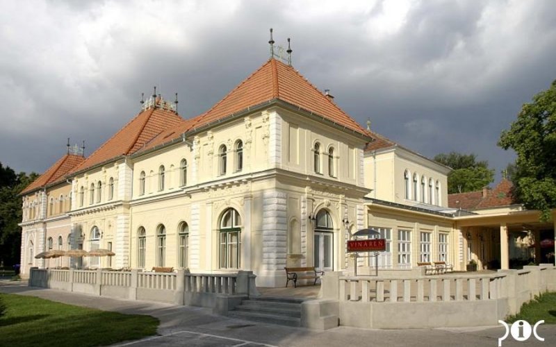 Komunitné centrum Apolin v historickej Kúpeľnej dvorane Piešťany