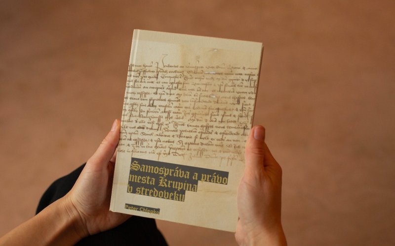 Samospráva a právo mesta Krupina v stredoveku
