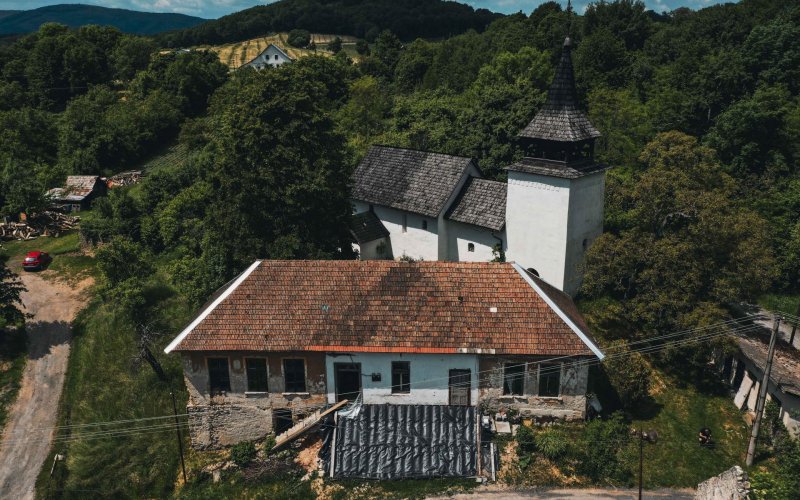 Obnovme starú školu pre majstra hračiek z Kyjatíc